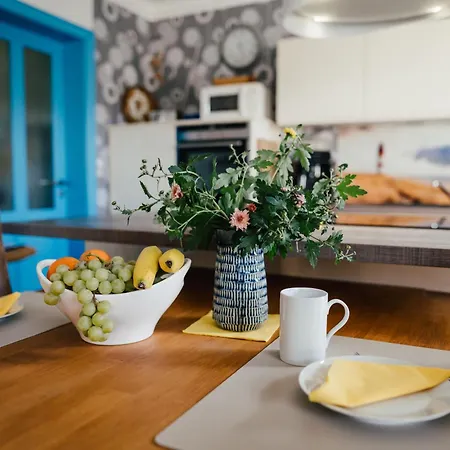 Wiesenstr 4 Haus Blaumoewe *