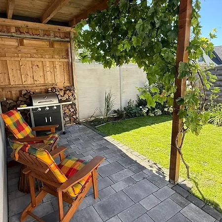 Wiesenstr 4 Haus Blaumoewe 度假居 青斯特